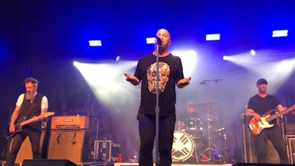 fingerelevendec2025_420x237